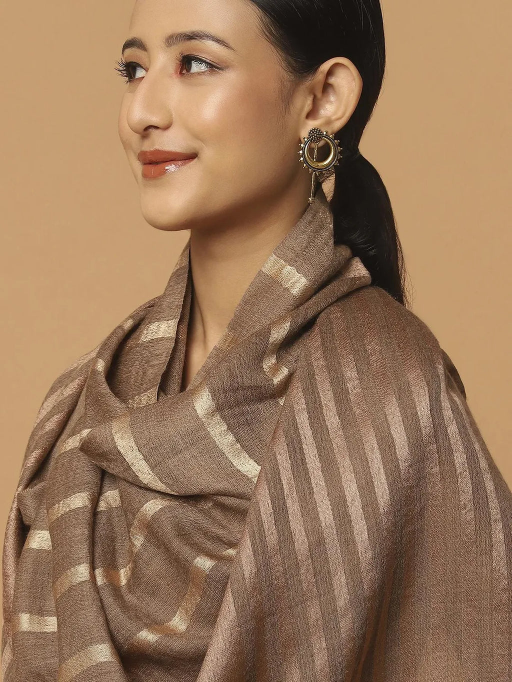 Chic Stole Wool Blend with Dobby Pattern in Multi