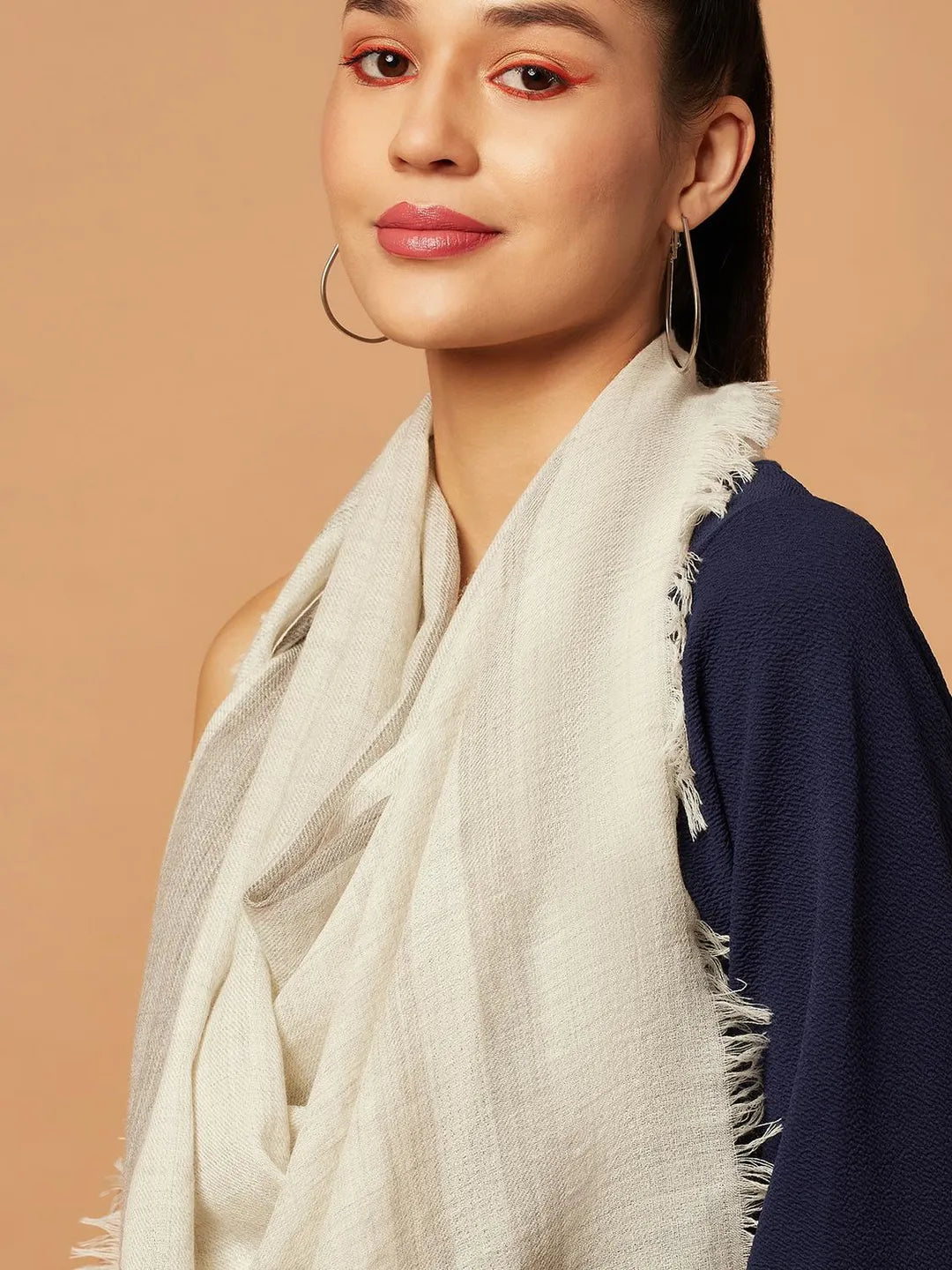 Elegant Stole Wool Blend with Dobby Pattern in Ivory
