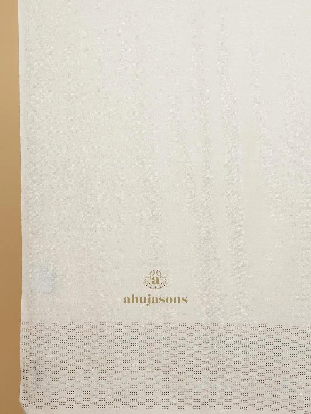 Chic Stole Wool Blend with Dobby Pattern in White