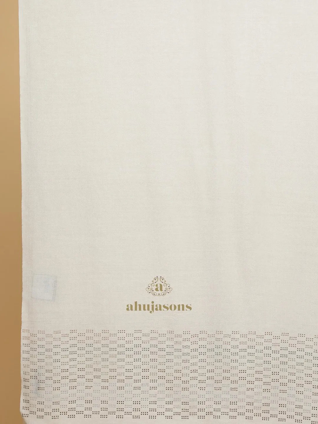 Chic Stole Wool Blend with Dobby Pattern in White