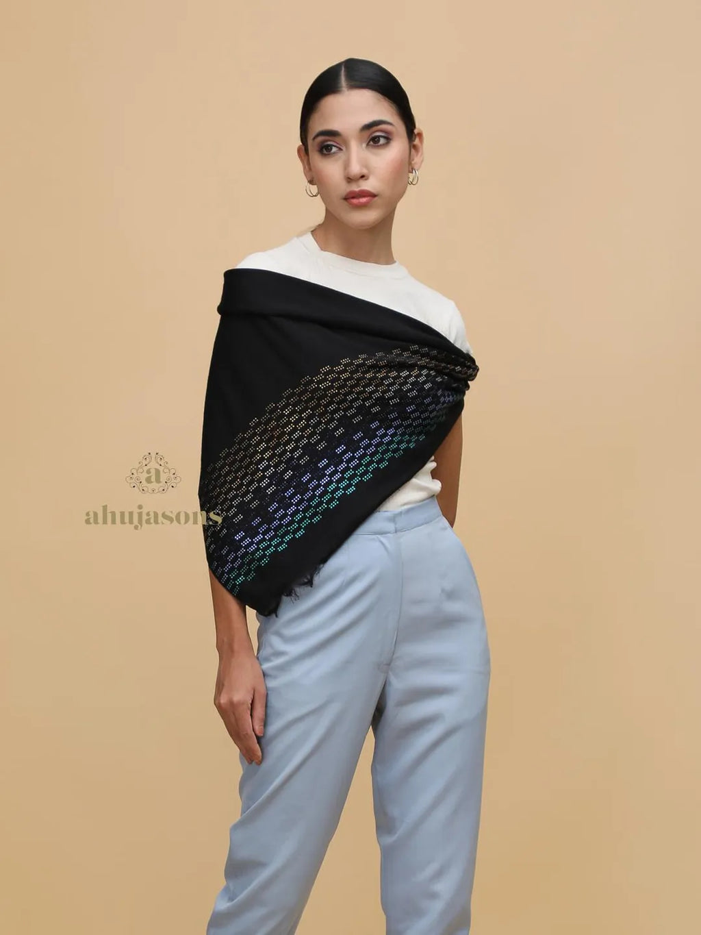 Elegant Stole Wool Blend with Dobby Pattern in Black