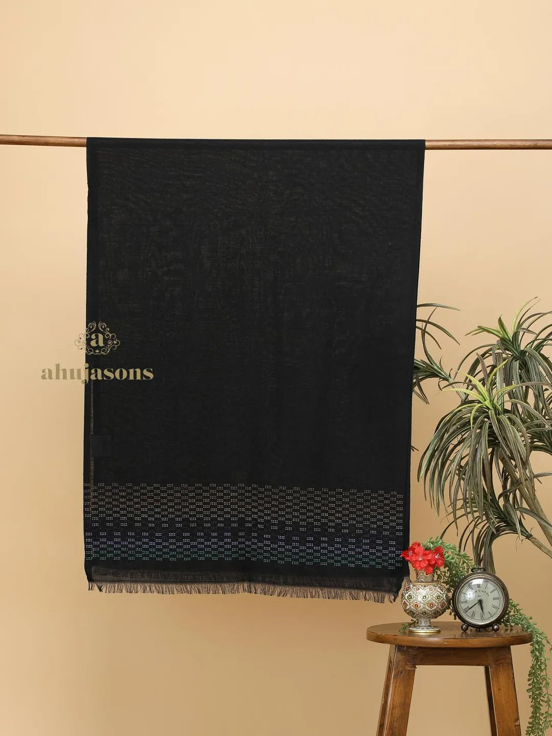 Elegant Stole Wool Blend with Dobby Pattern in Black