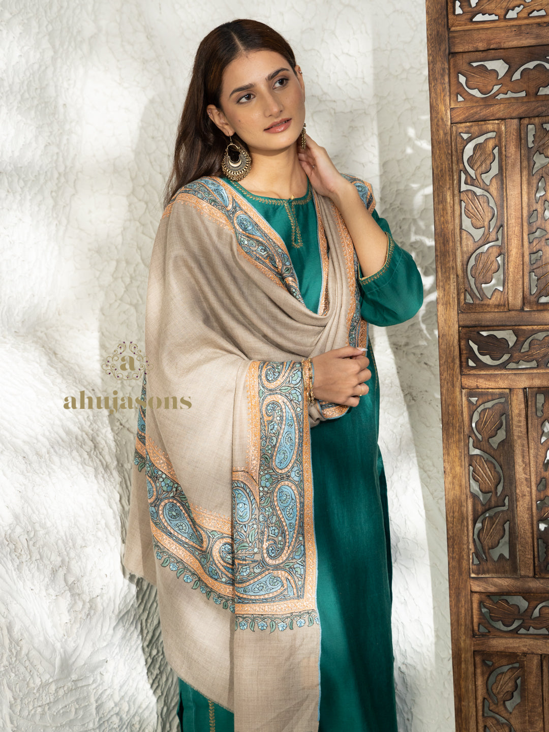 Beige Handloom Pure Pashmina Shawl in a delicate Border Embroidery
