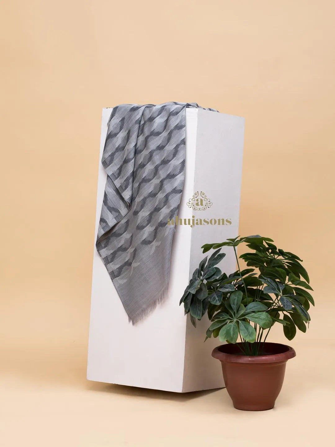 Chic Stole with Ekat Pattern in Grey