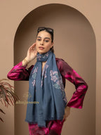 Chic Stole Wool Blend with Embroidery Pattern in Blue