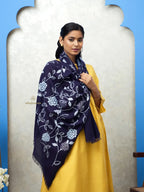 Chic Stole Wool Blend with Embroidery Pattern in Blue