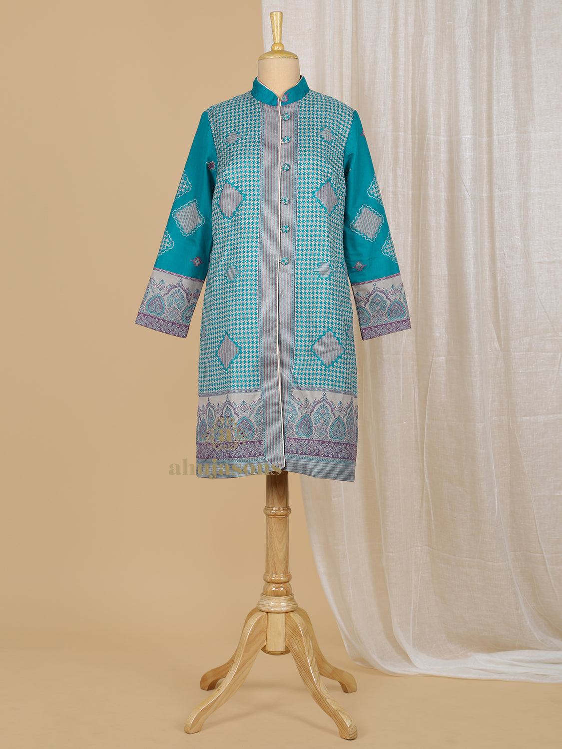 Contemporary Jacket with Kani Design Pattern in Multi