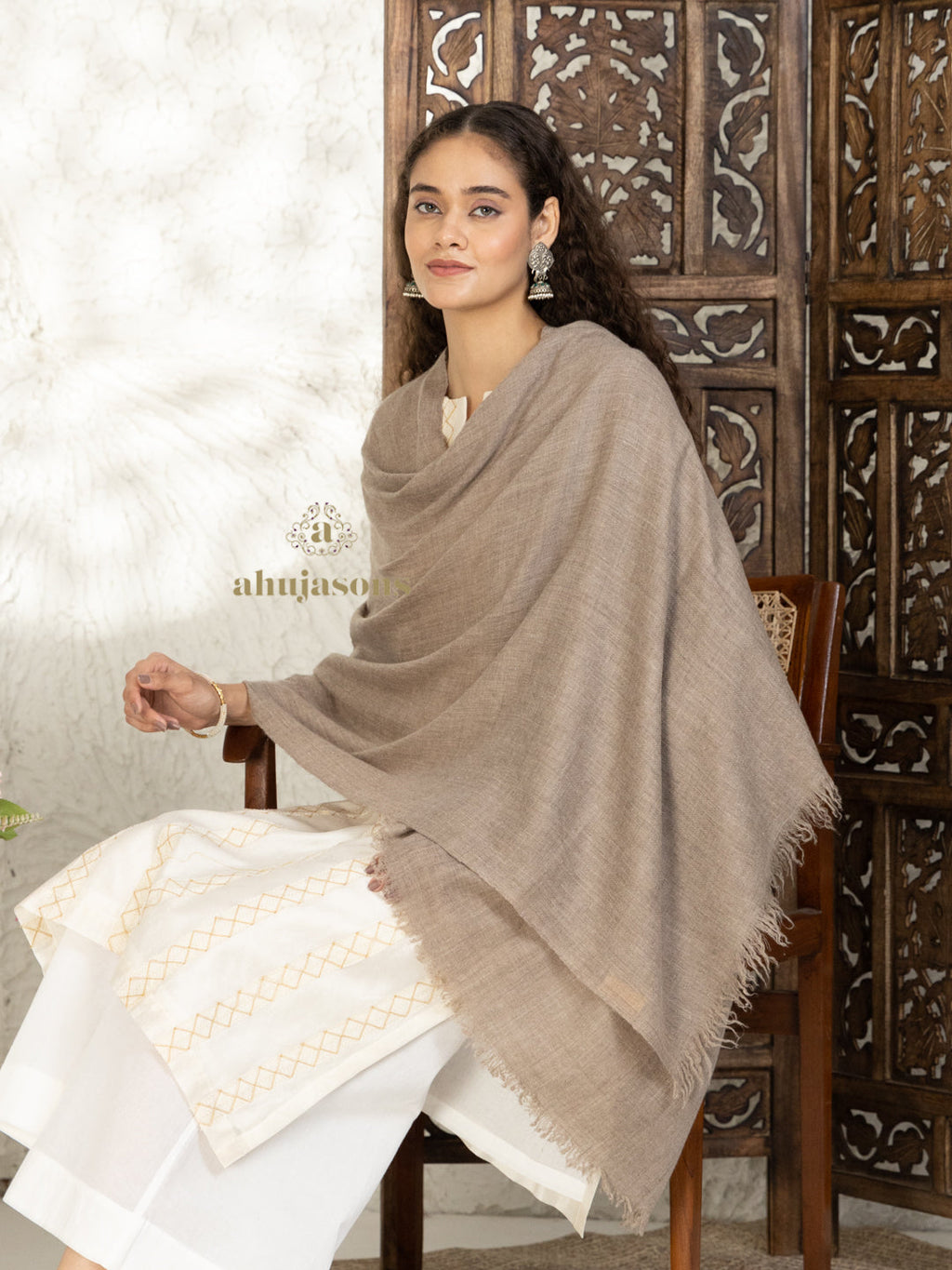 Beige Handloom Pure Pashmina Stole in a Solid