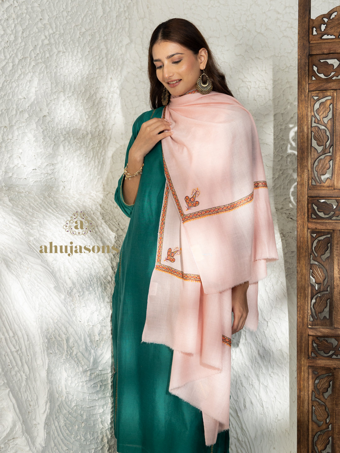 Baby Pink Handloom Pure Pashmina Shawl in a delicate Hashia Embroidery