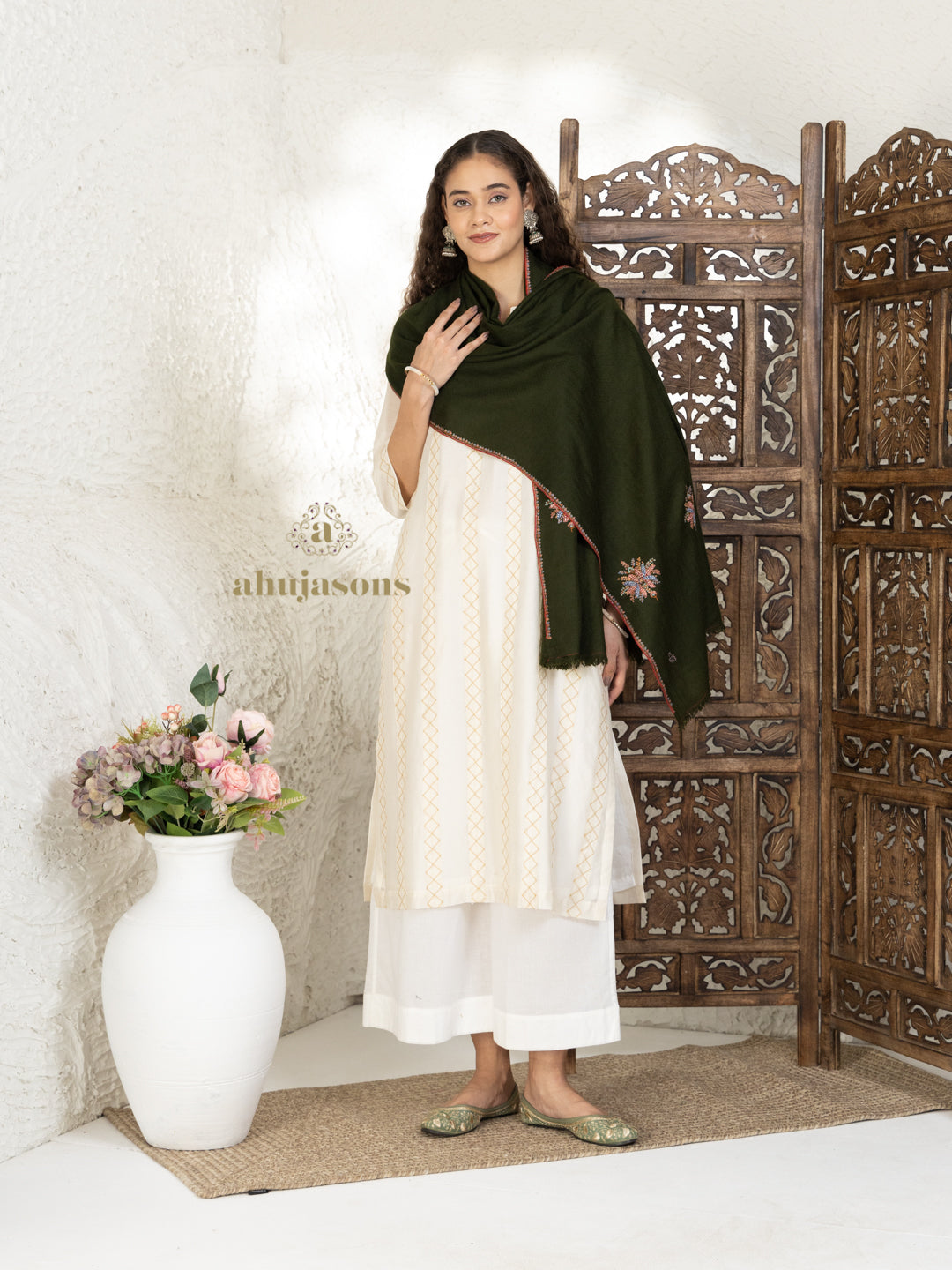 Dark Green Handloom Pure Pashmina Stole — Ornate Palla Stole