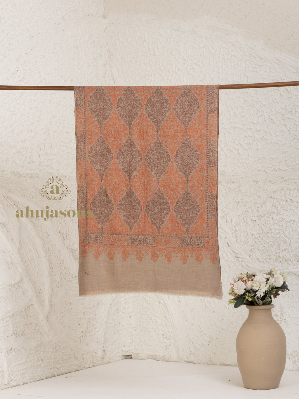 Beige Handloom Pure Pashmina Stole showcasing signature Jama Stole