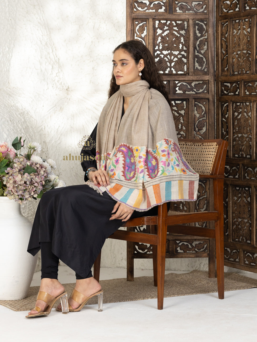 Beige Handloom Pure Pashmina Stole — Kaani Palla Stole in sublime finish