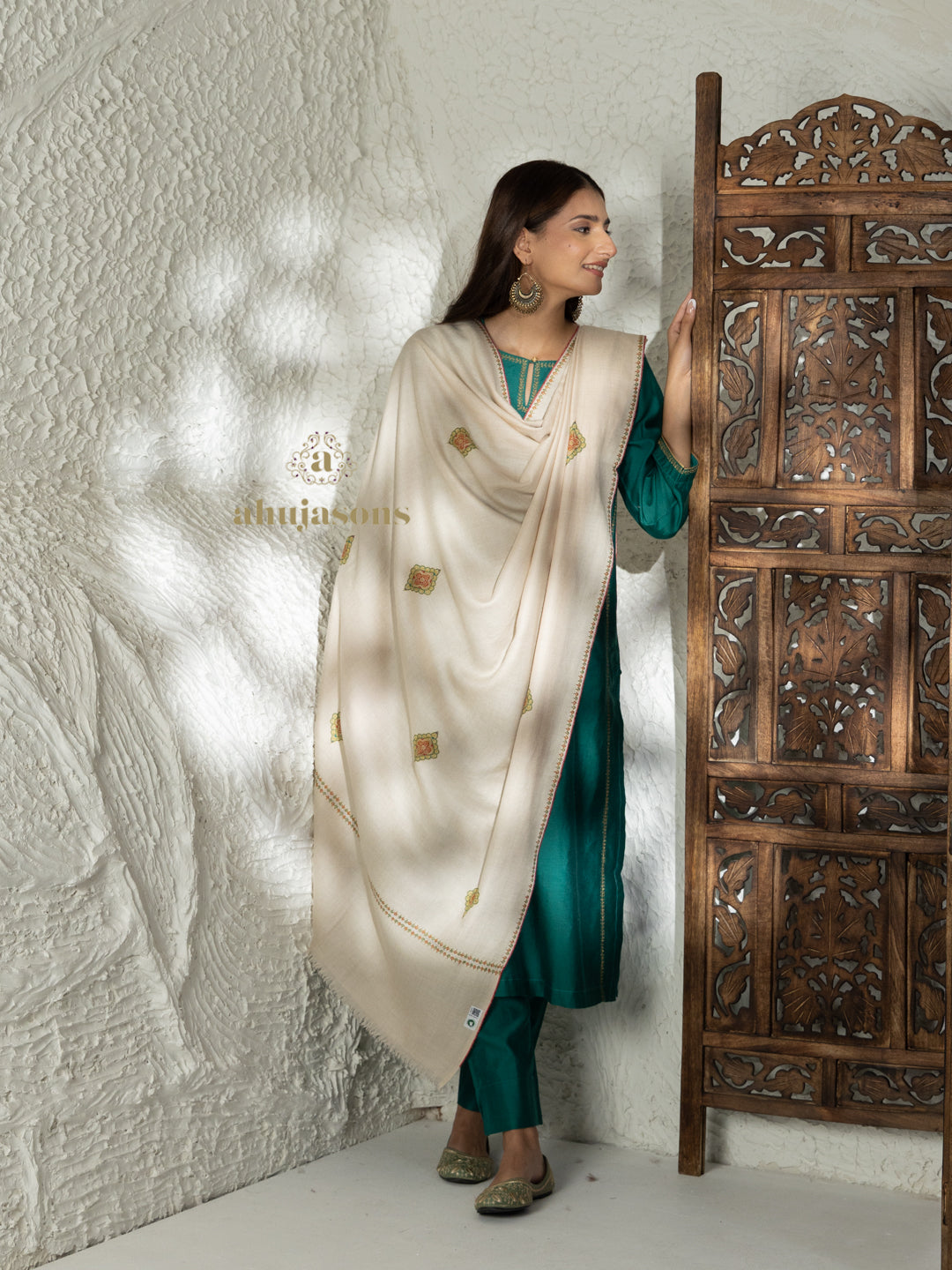 Beige Handloom Pure Pashmina Shawl featuring Booti Embroidery