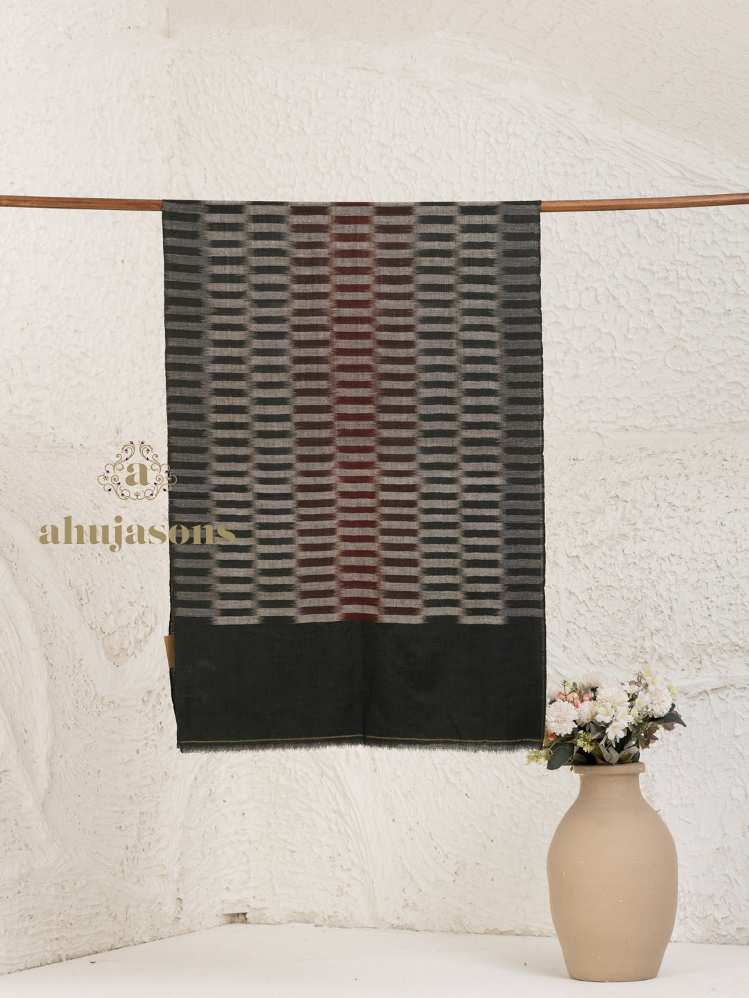 Black Handloom Pure Pashmina Stole showcasing elegant Ekat Stole