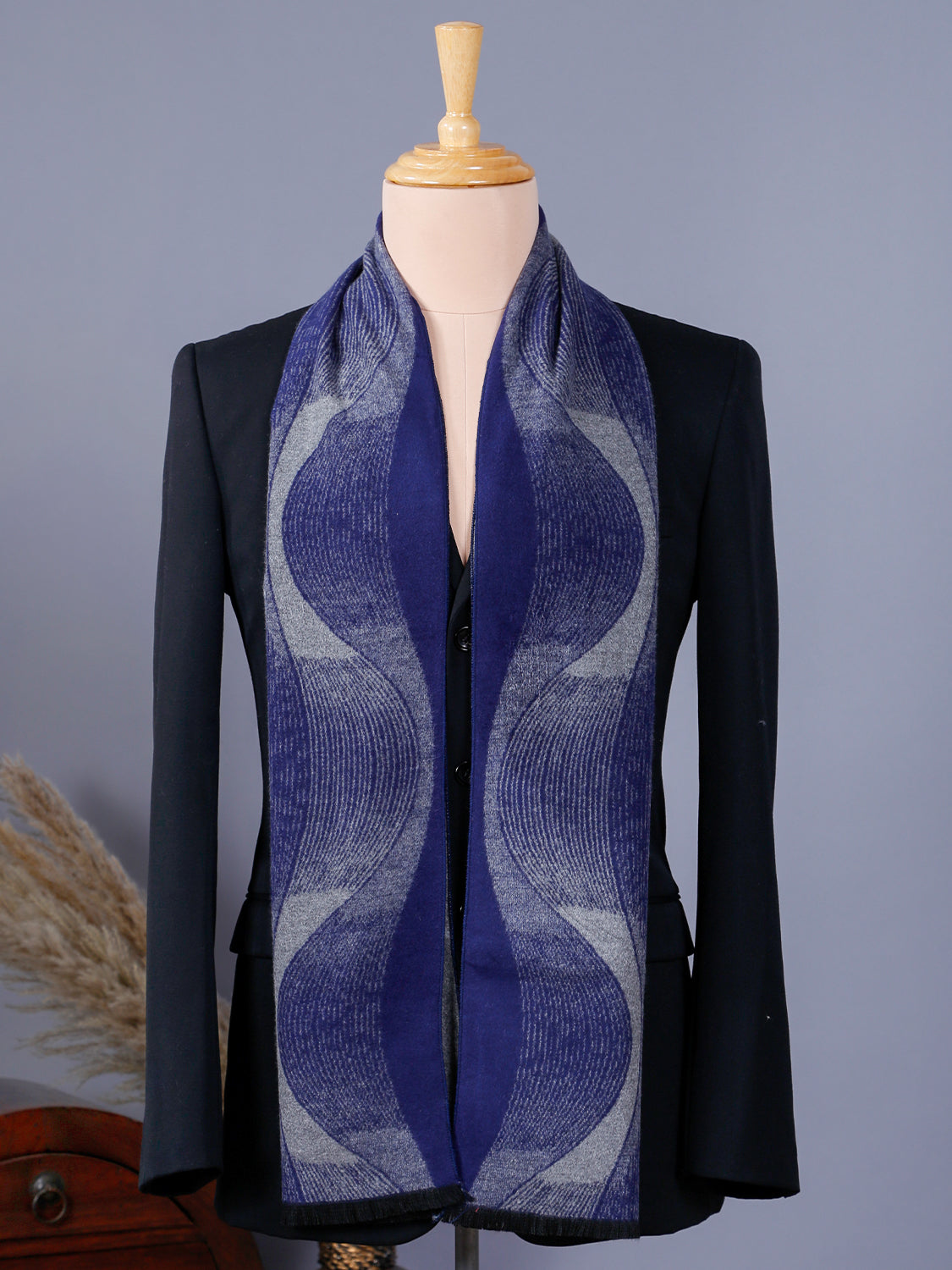 Blue Oval Stripe Muffler