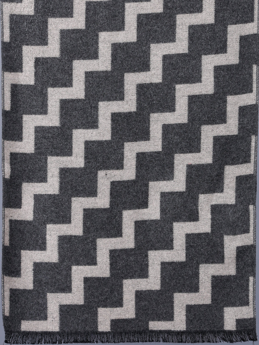 Beige & Grey Zigzag Muffler