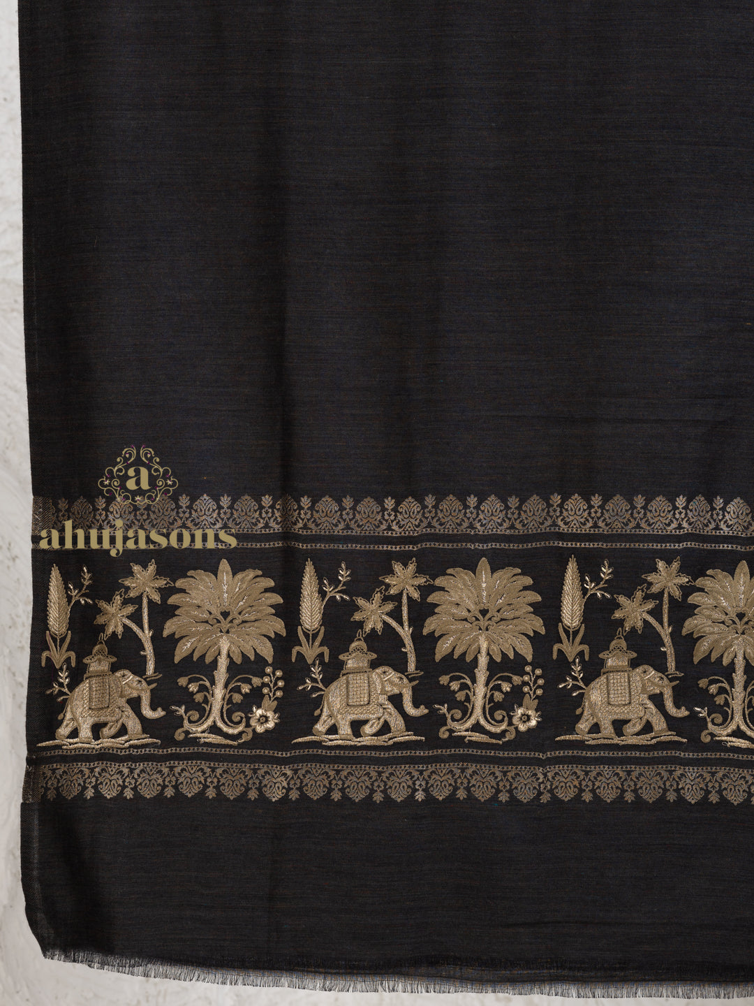 Black Woollen Stole — Palla in refined finish