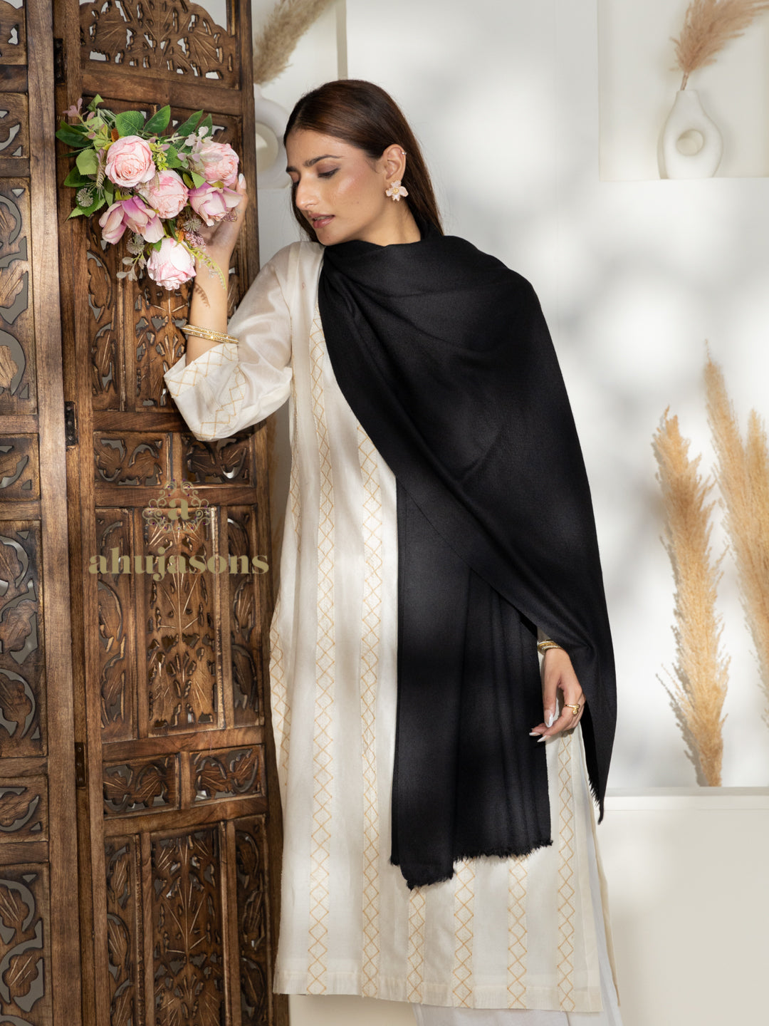 Black Handloom Pure Pashmina Shawl — Solid in refined finish