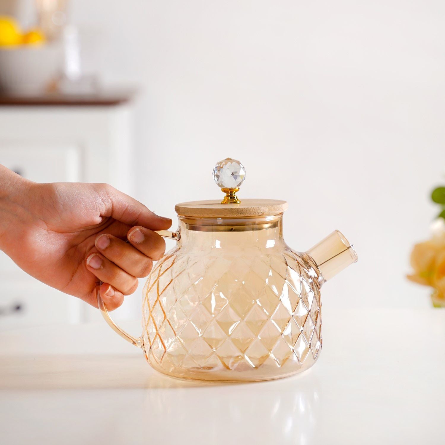 Amber Diamond Glass Jug with Bamboo Lid 1300ml