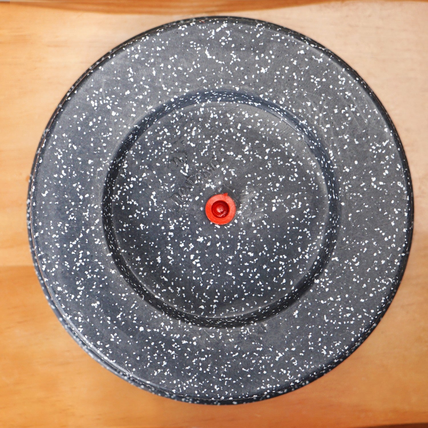 Planterra Grey Planter With Plate 10x9 Inch