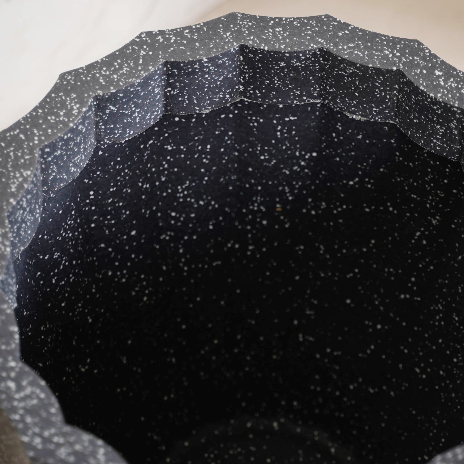 Planterra Ribbed Black Planting Pot 12x12 Inch