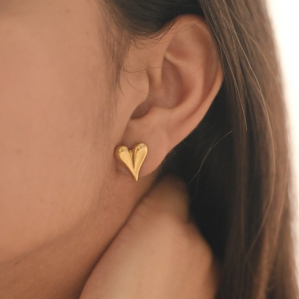 Golden Heart Thump Earrings