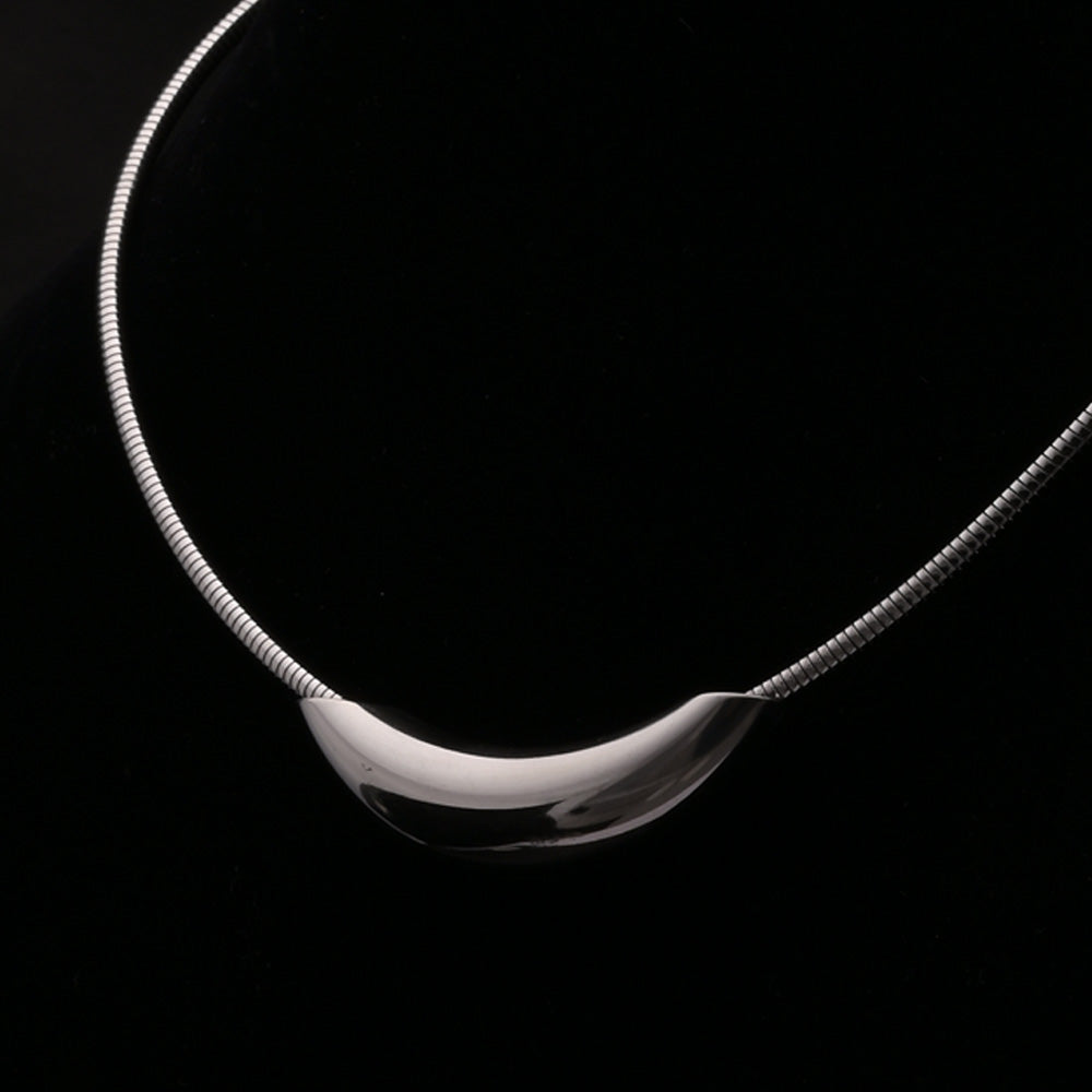 Crescent Arc Necklace