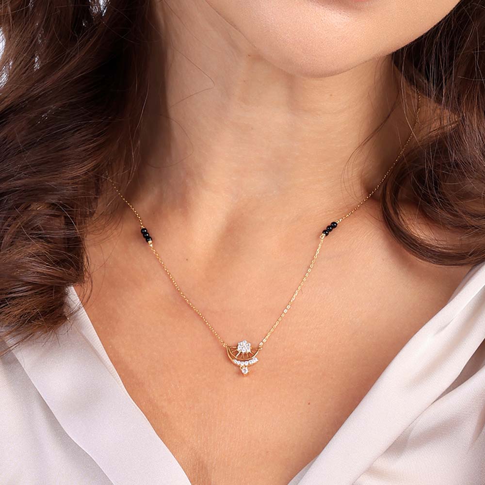 Chasing Sunrise Mini Stones Mangalsutra | 18k Gold Vermeil