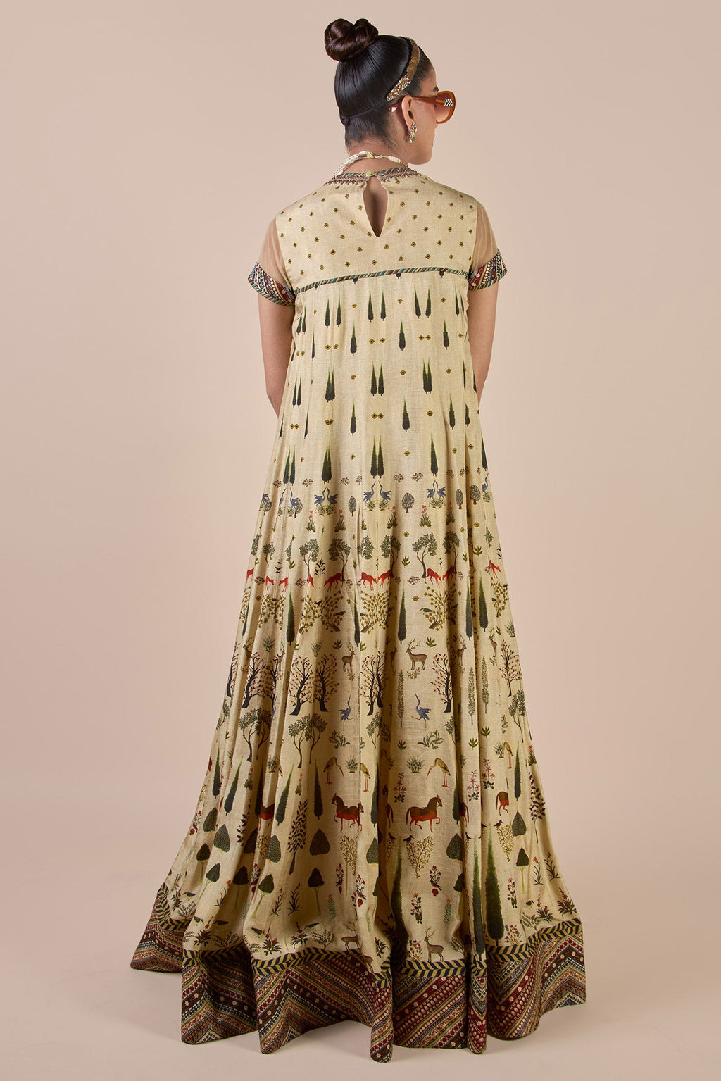 Crème Ivory Anarkali | CHHĒ