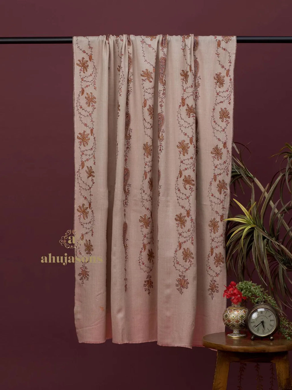 Elegant Cashmina Shawl with Jaal Pattern in Beige