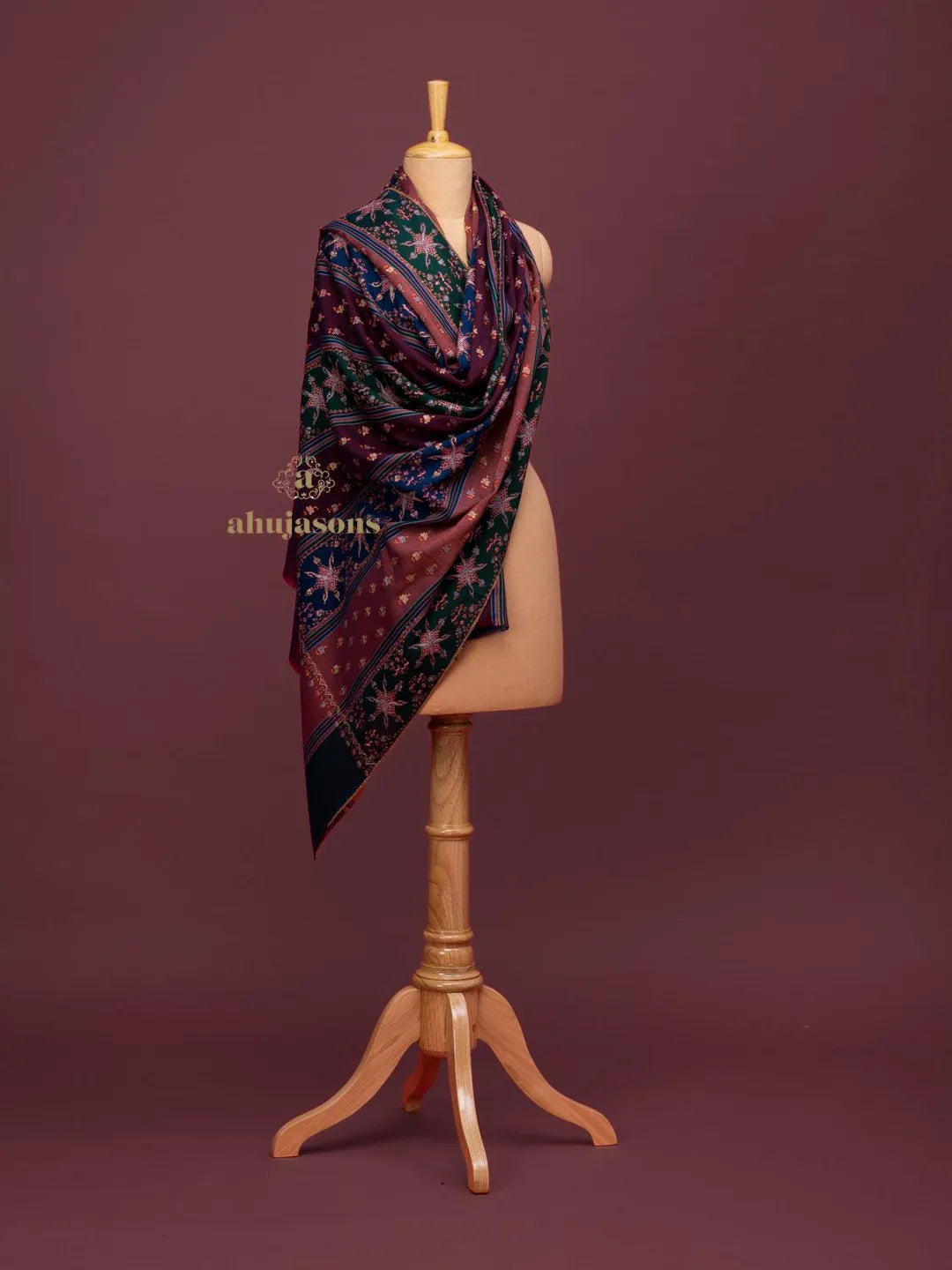 Elegant Cashmina Shawl with Jaal Pattern in Multi