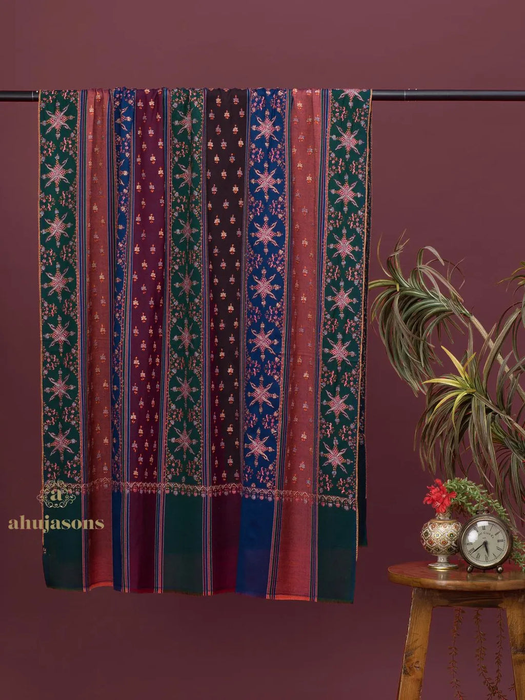 Elegant Cashmina Shawl with Jaal Pattern in Multi