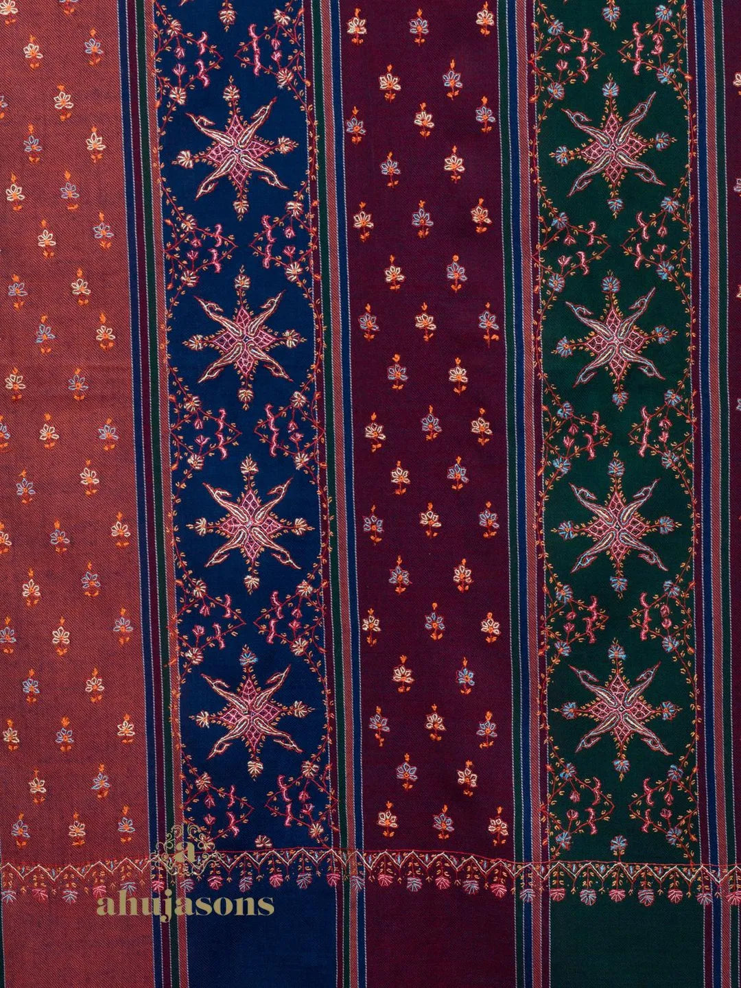 Elegant Cashmina Shawl with Jaal Pattern in Multi