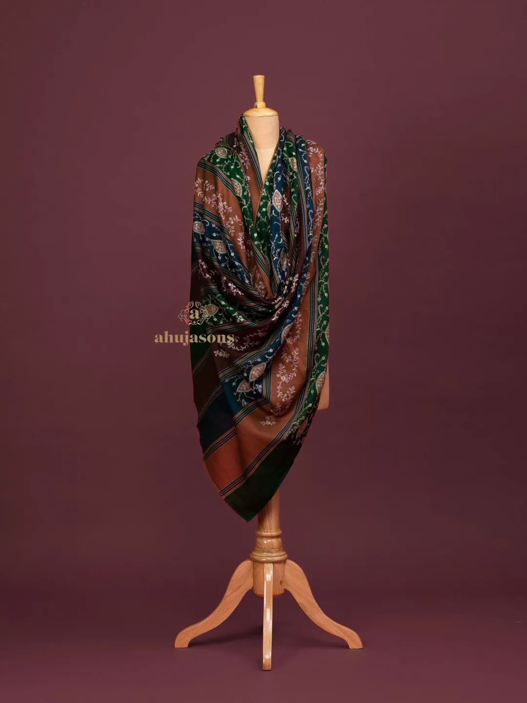 Elegant Cashmina Shawl with Jaal Pattern in Multi