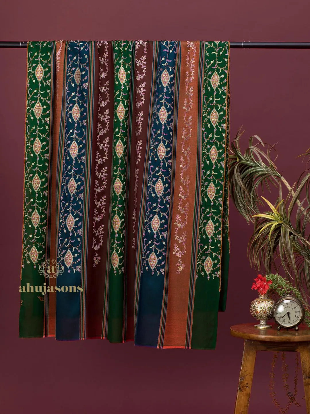 Elegant Cashmina Shawl with Jaal Pattern in Multi