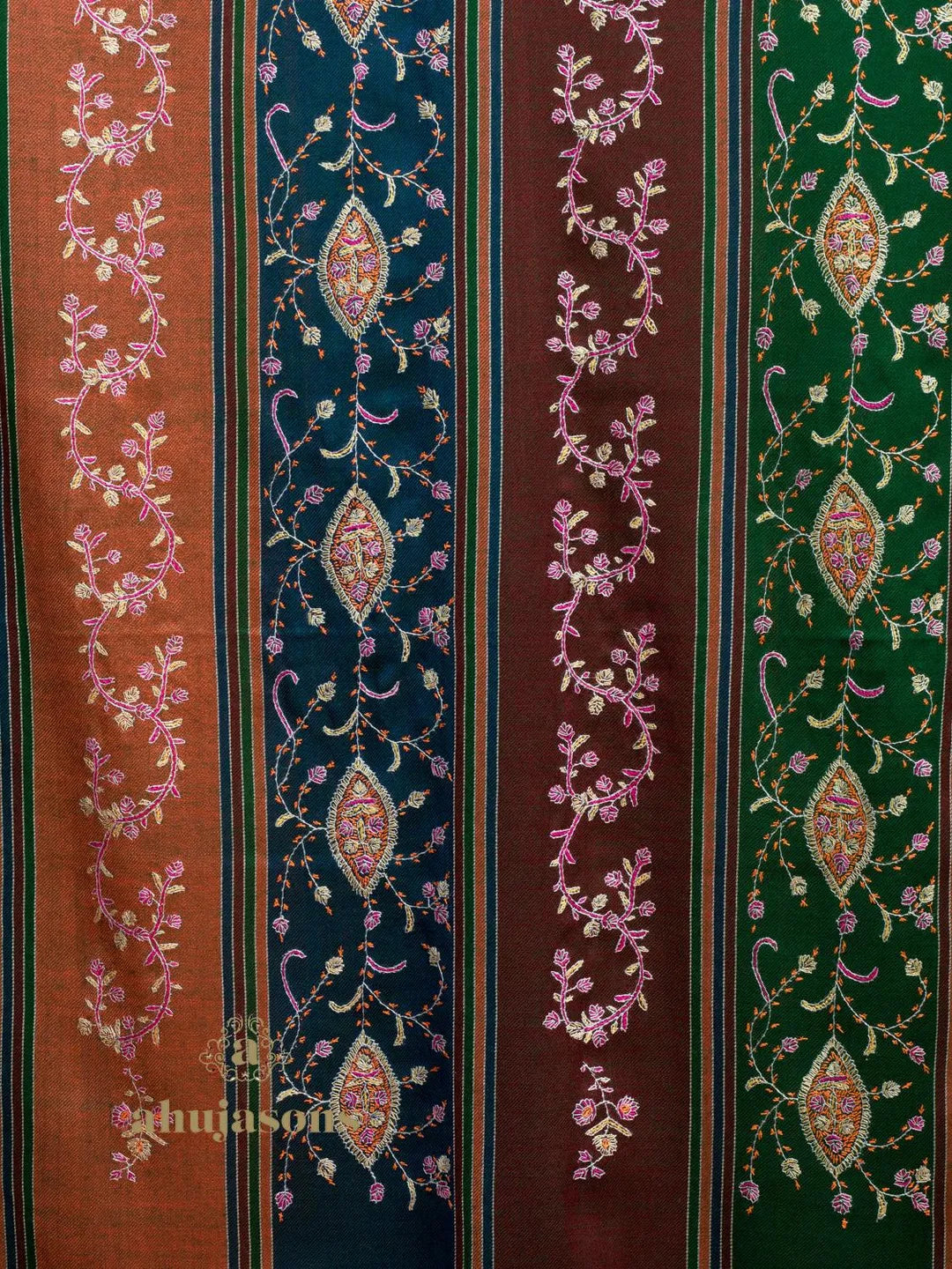 Elegant Cashmina Shawl with Jaal Pattern in Multi