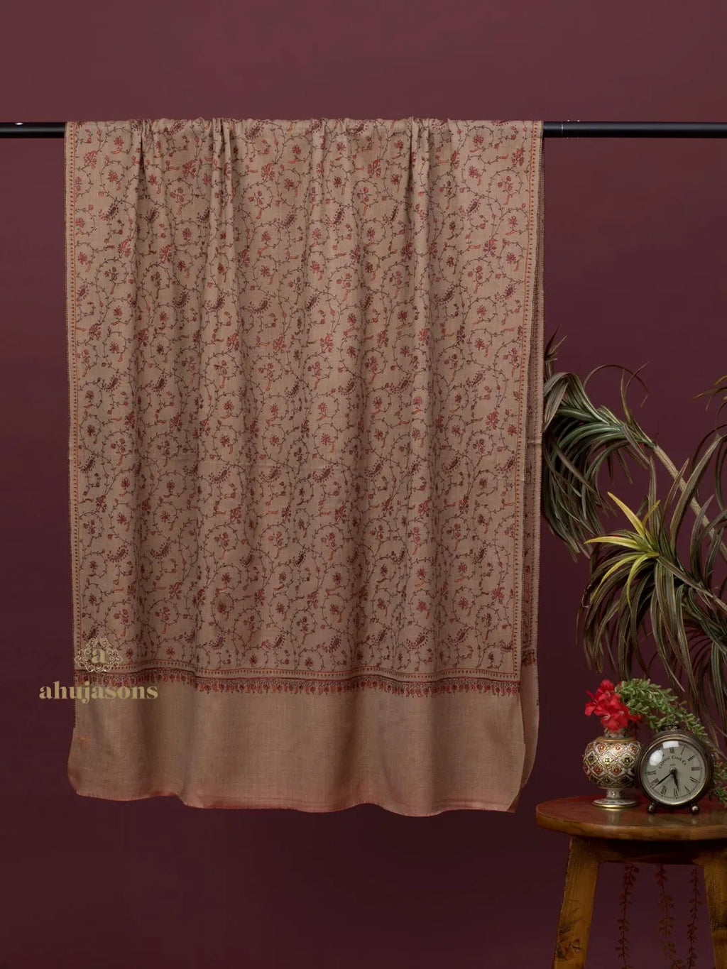 Elegant Cashmina Shawl with Ladakhi Pattern in Beige