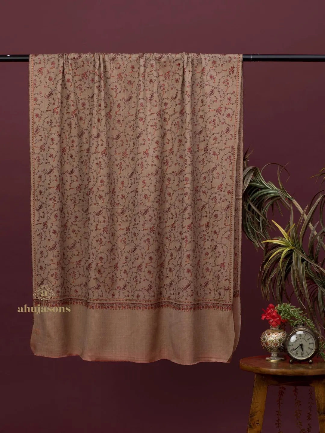 Elegant Cashmina Shawl with Ladakhi Pattern in Beige