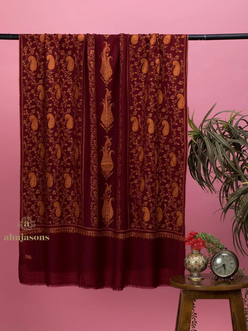 Elegant Cashmina Shawl with Jaal Pattern in Maroon