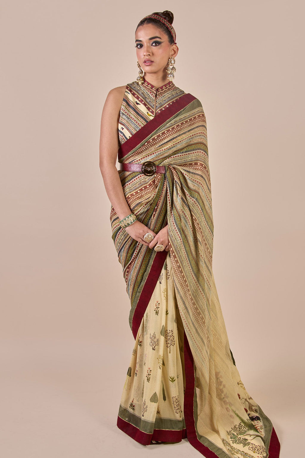 Crème Ivory - Multi Hued Saree Set | CHHĒ