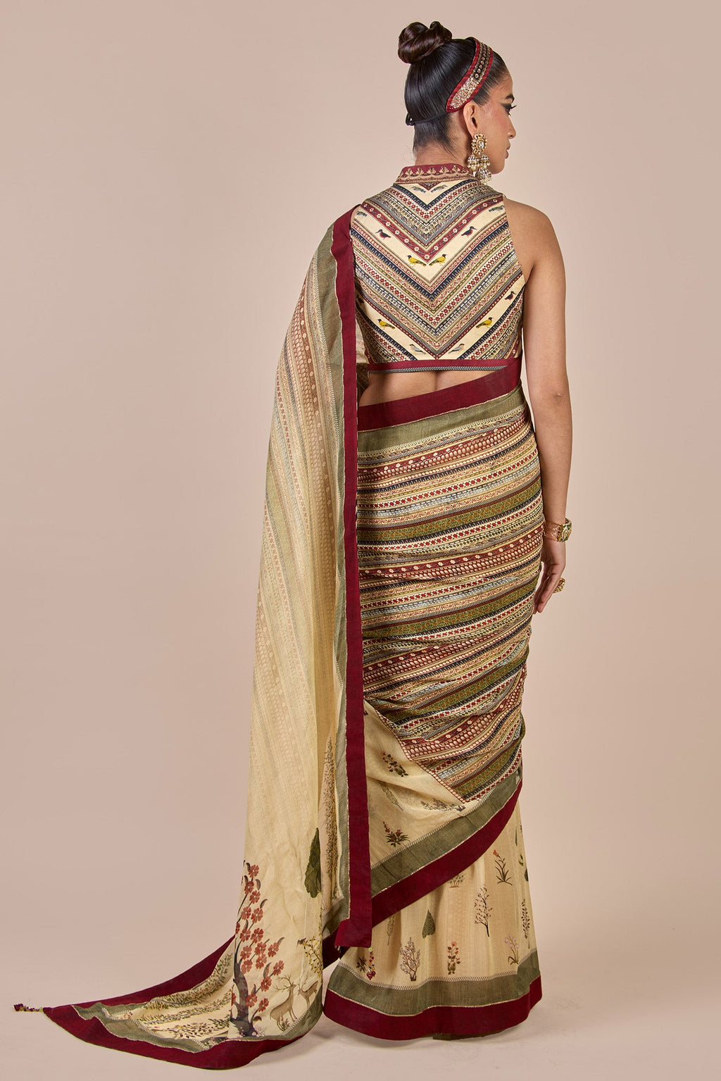 Crème Ivory - Multi Hued Saree Set | CHHĒ