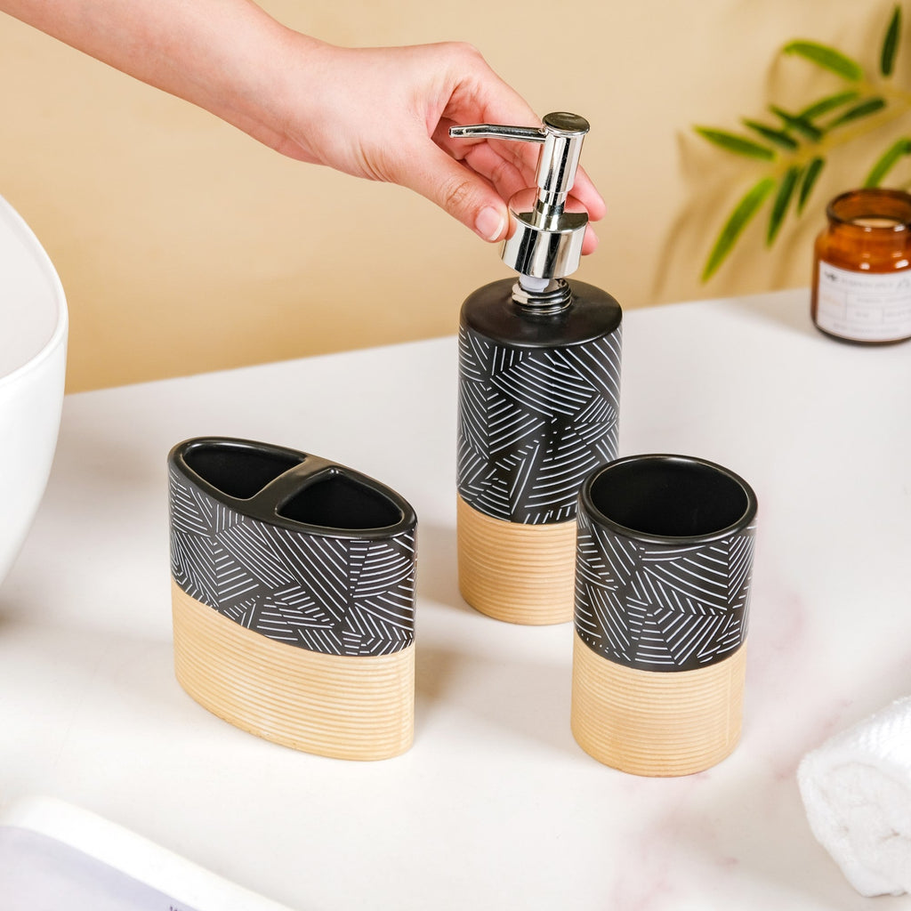 Black Beige Bathroom Accessories Set Of 3