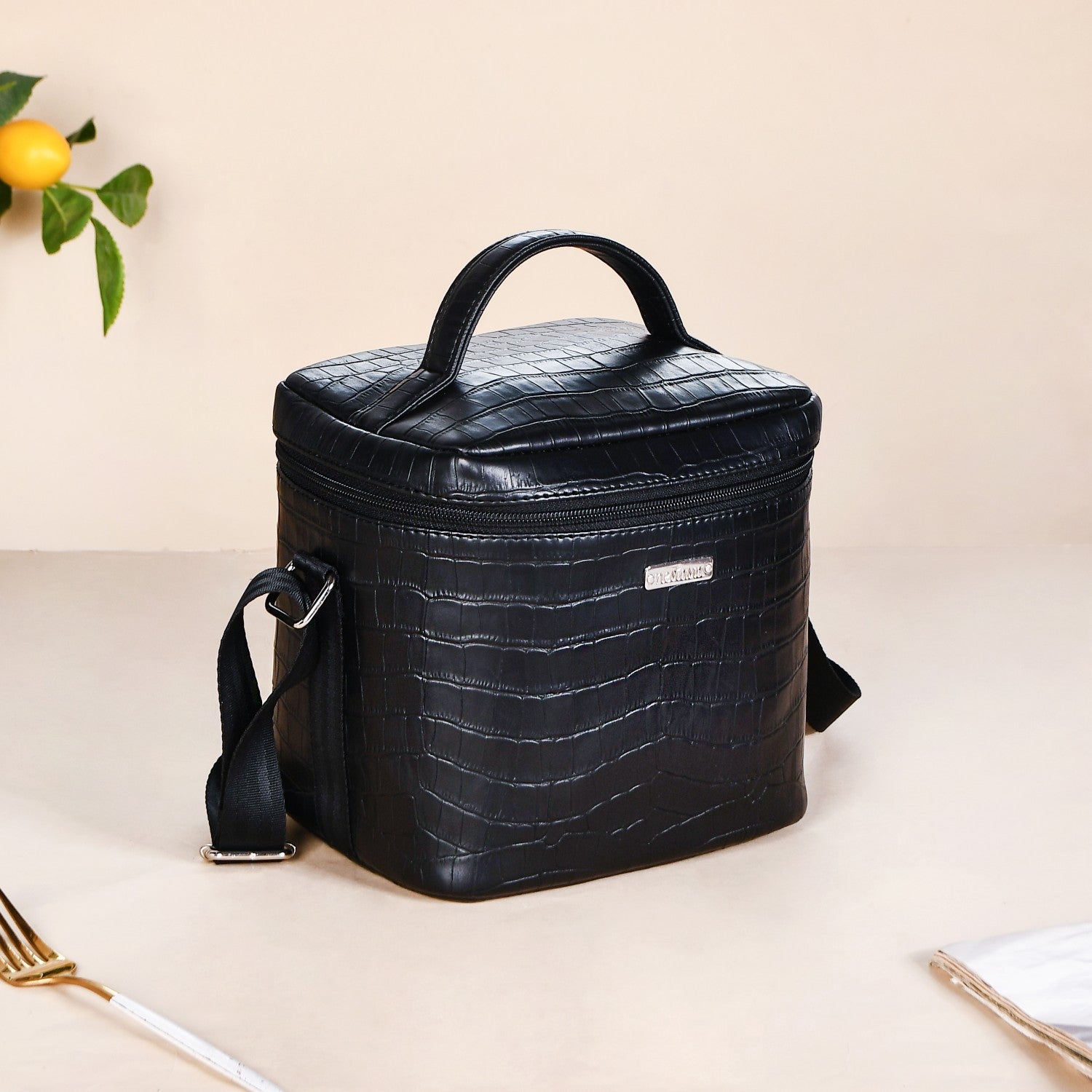 Classic Luxury Insulated Lunch Bag Black