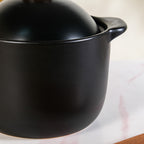 Maison Black Glazed Cooking Pot With Lid 5800ml