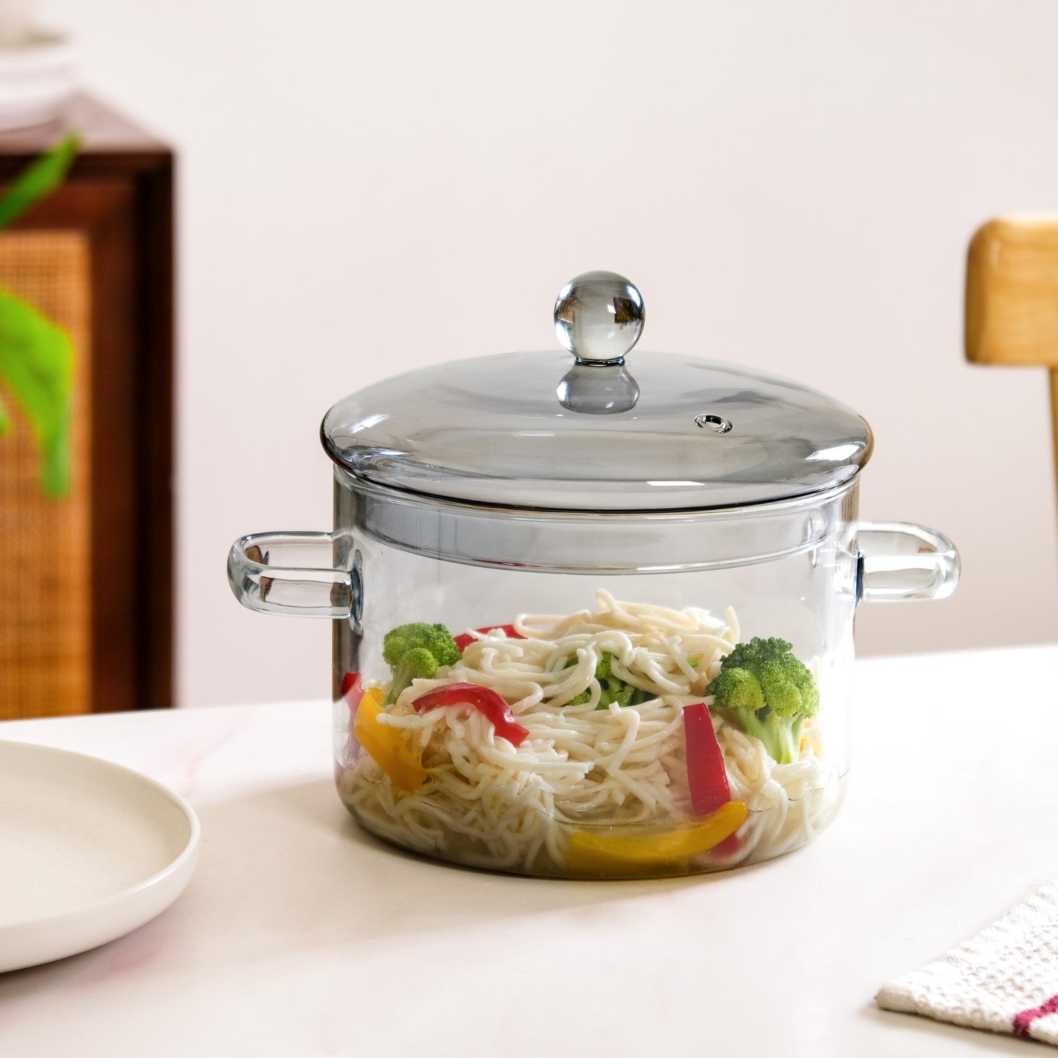 Grey Borosilicate Glass Cooking Pot With Reflective Lid 2L