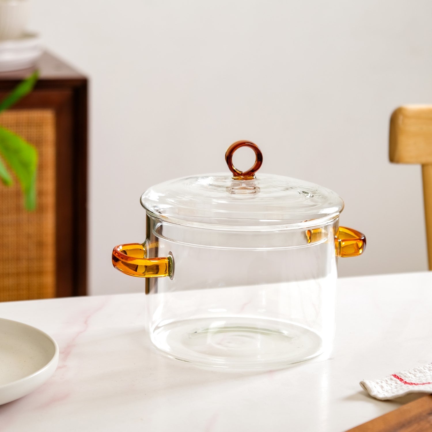 Borosilicate Cooking Pot With Amber Handles 1600ml