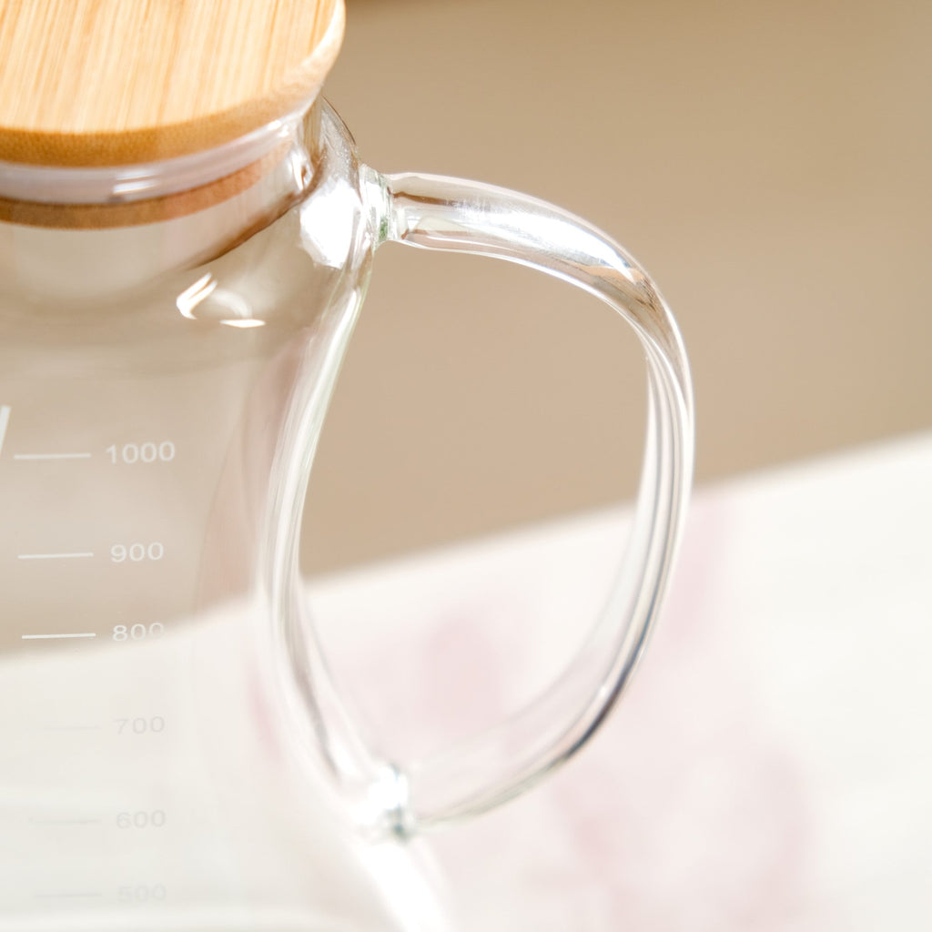 Curved Borosilicate Glass Oil Pot With Measurement Markings 1000ml