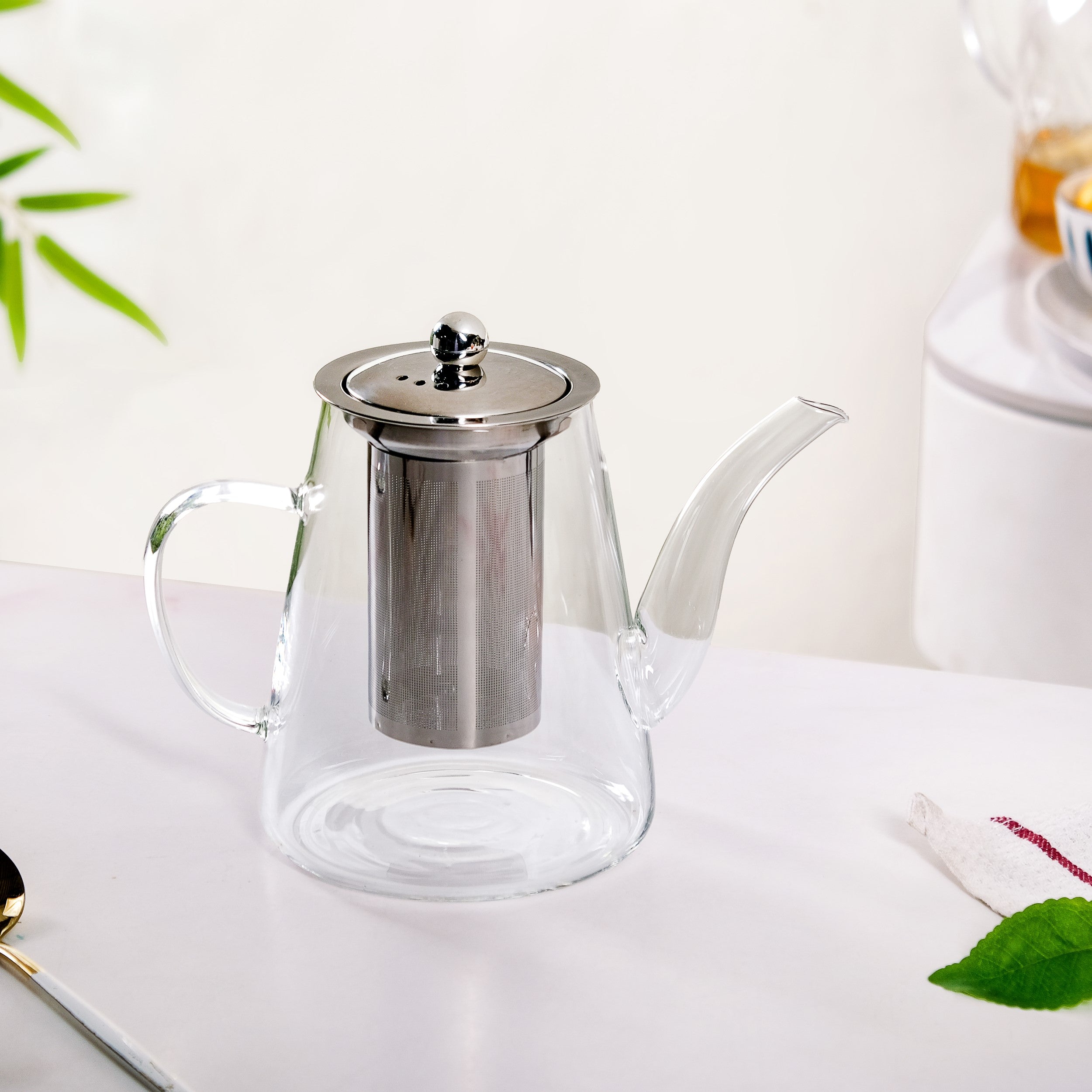 Glass Kettle With Tea Strainer Flame Safe 900ml
