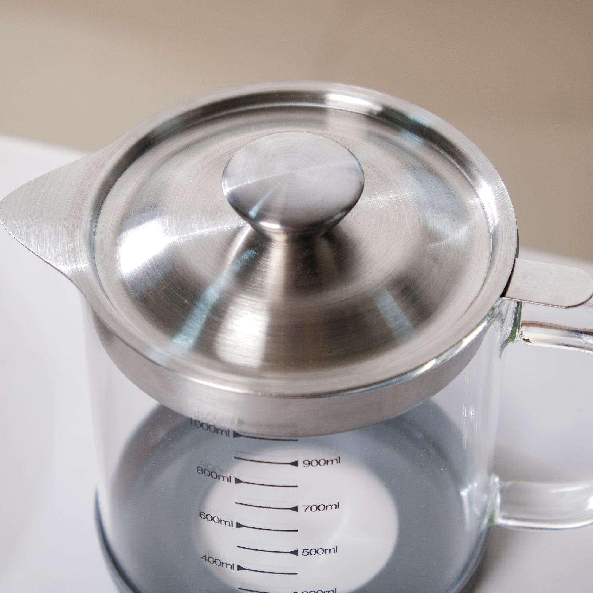 Borosilicate Glass Oil Pot With Strainer 1000ml