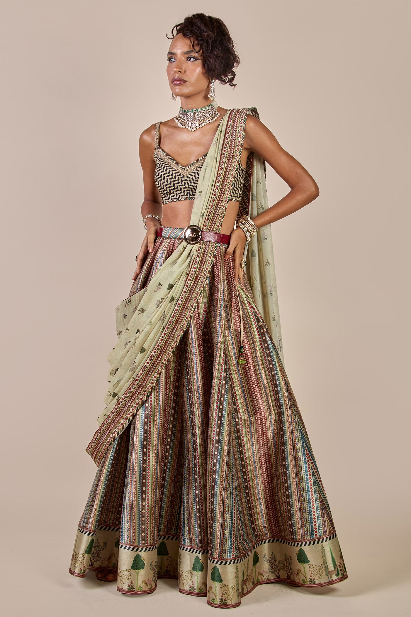 Crème Ivory - Multi Hued Skirt Set | CHHĒ